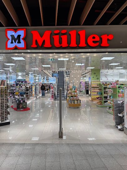 Müller, shop near Salzburg Hauptbahnhof station