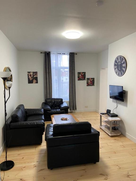 Modern Apartment Third Floor, place to stay near Bruxelles-Central/Brussel-Centraal station