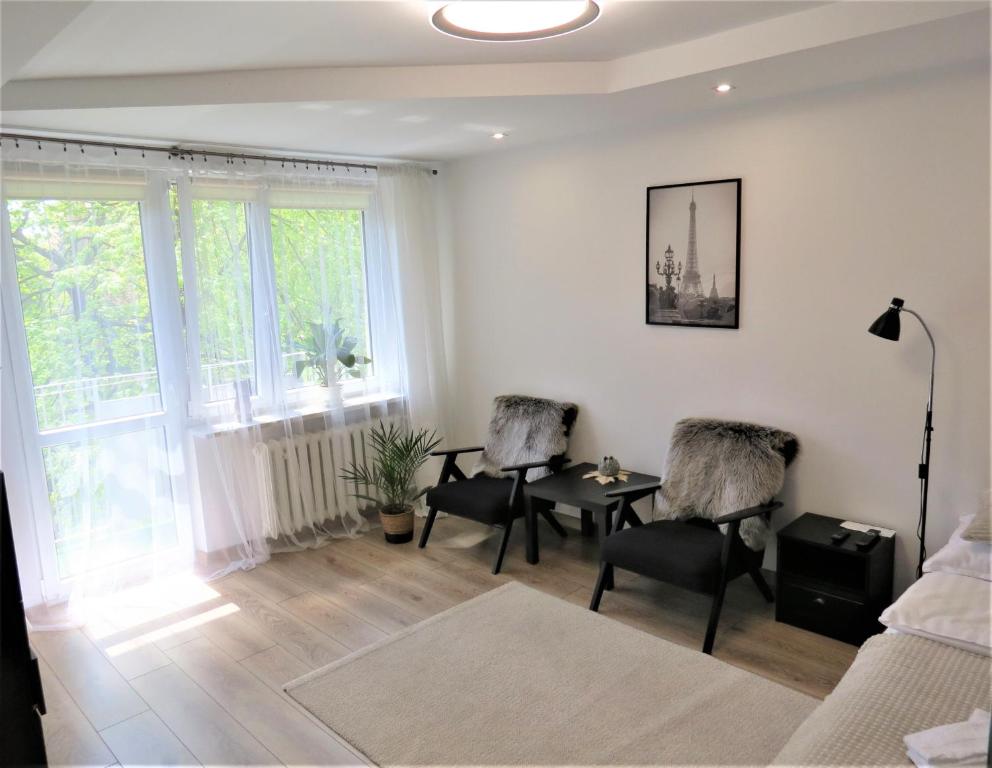 Apartament KOPERNIK X, place to stay near Biała Podlaska station