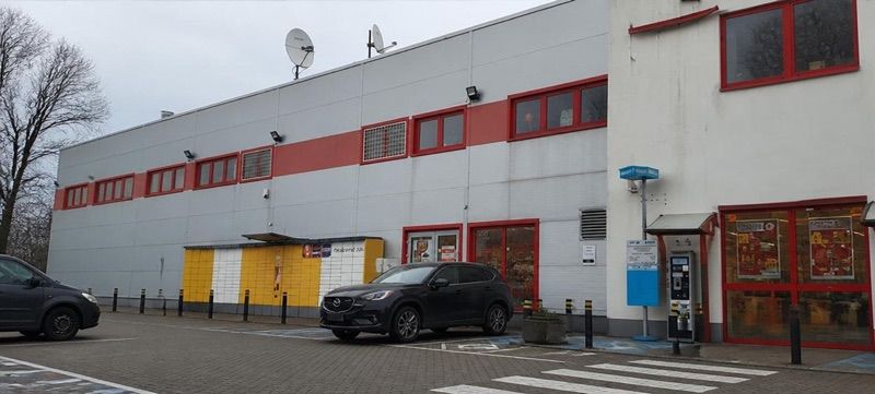 Intermarche Bochnia, sklep przy dworcu Bochnia