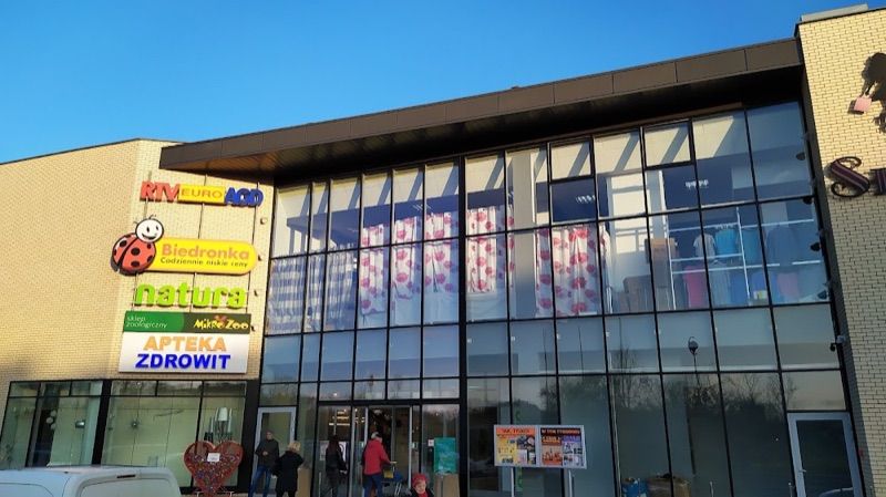 Pasaż Słowackiego, shopping mall near Brzeg station