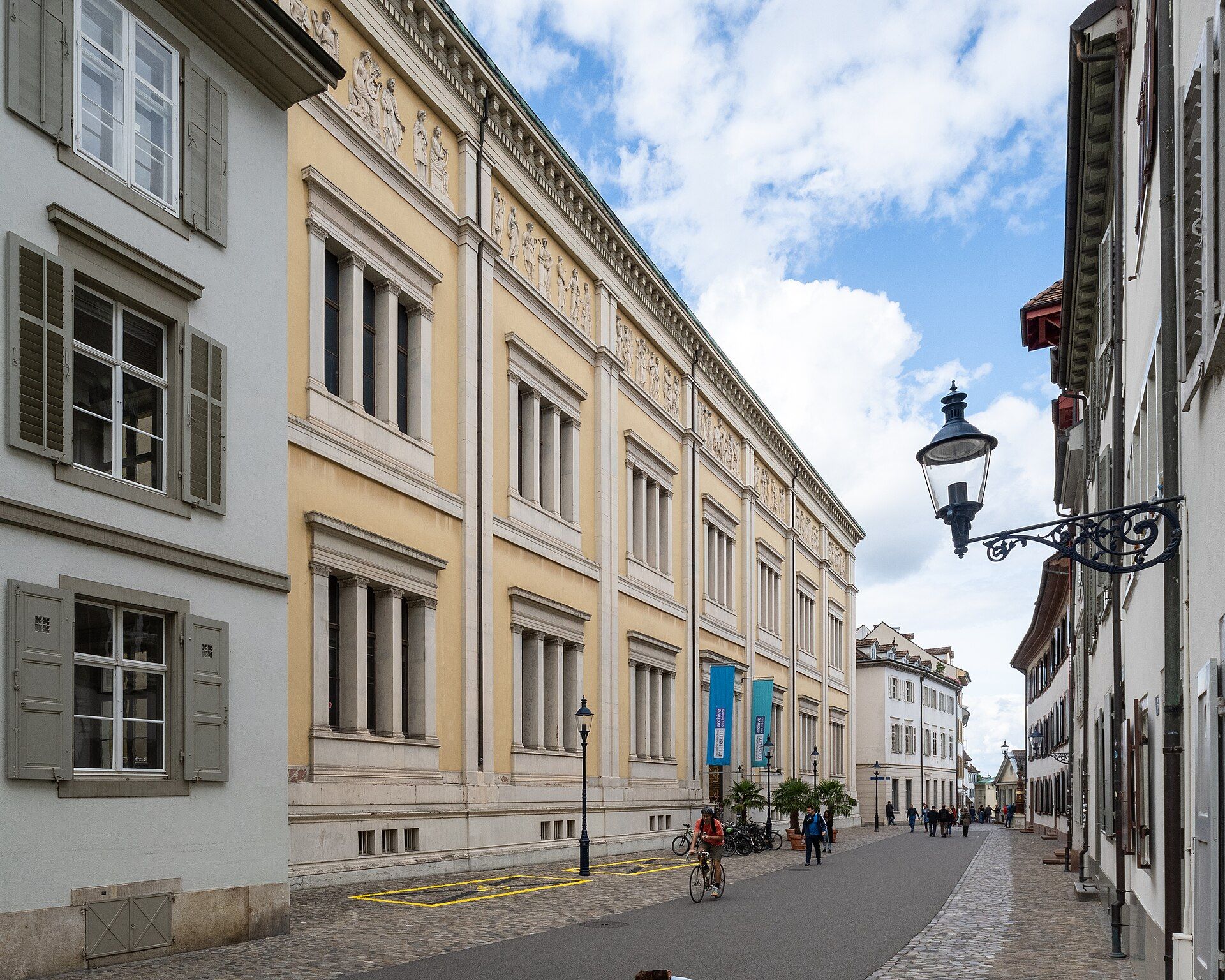 Museum of Natural History Basel, atrakcja w pobliżu dworca Basel SBB