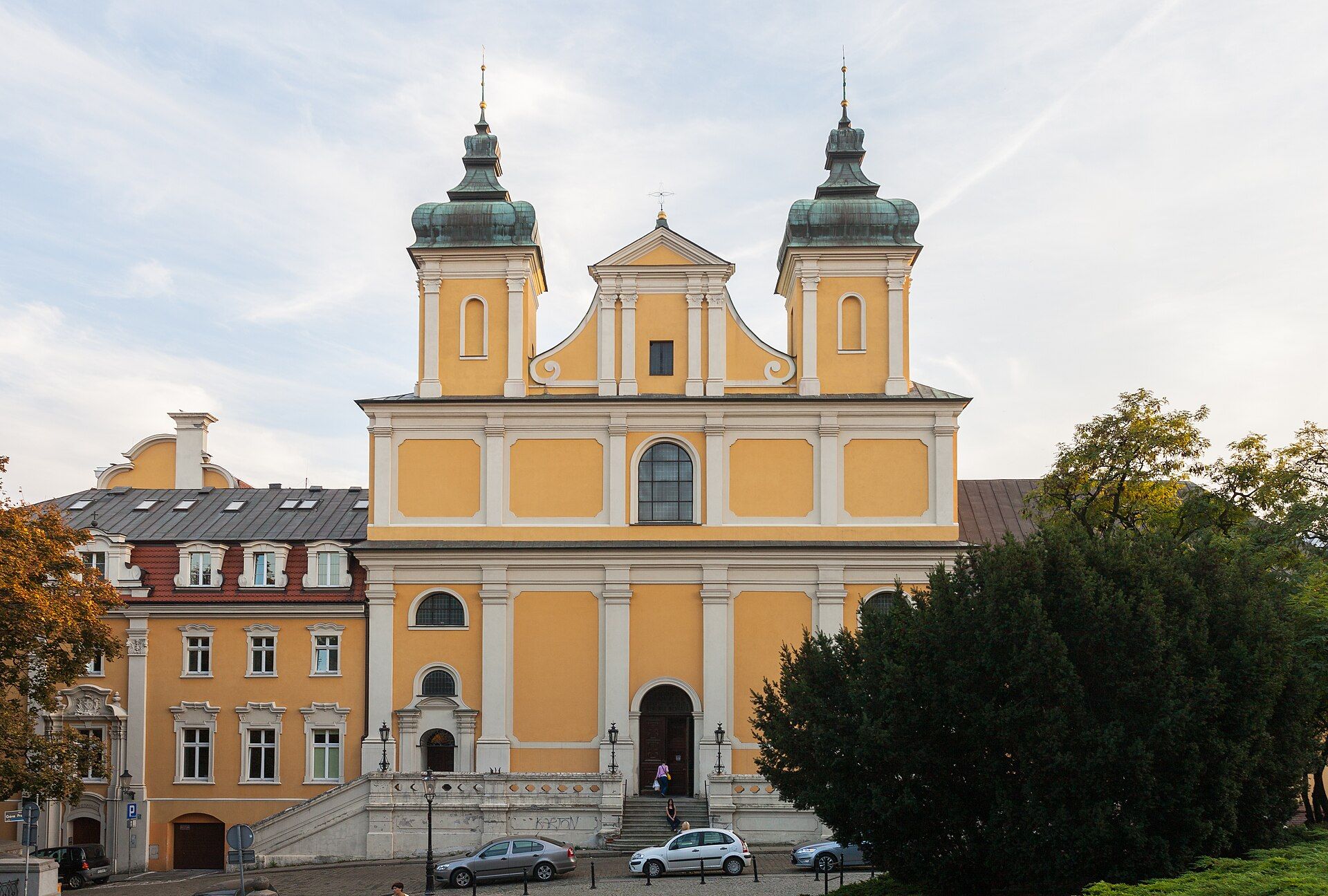 Kościół św. Antoniego, atrakcja w pobliżu dworca Chorzów Miasto