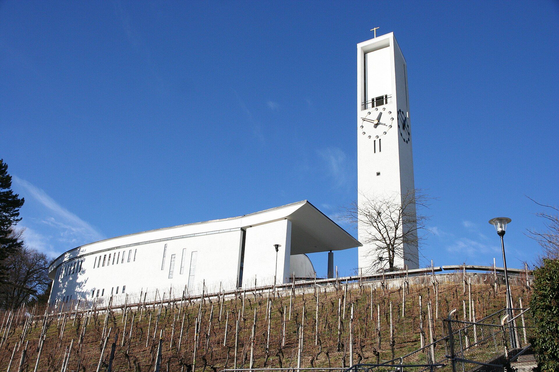 Kath. Kirche St. Sebastian, atrakcja w pobliżu dworca Berlin Hauptbahnhof