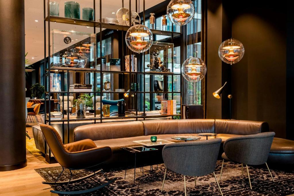Motel One Köln-Messe, place to stay near Köln Hauptbahnhof station