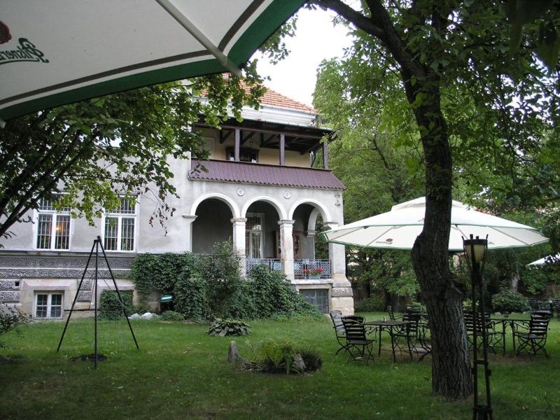 Willa Wiluszówka, place to stay near Dębica station
