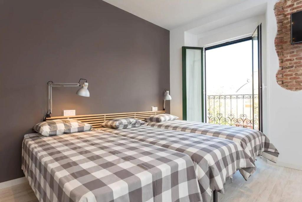 ºººMZ Atocha Station Studio ººº, place to stay near Atocha station
