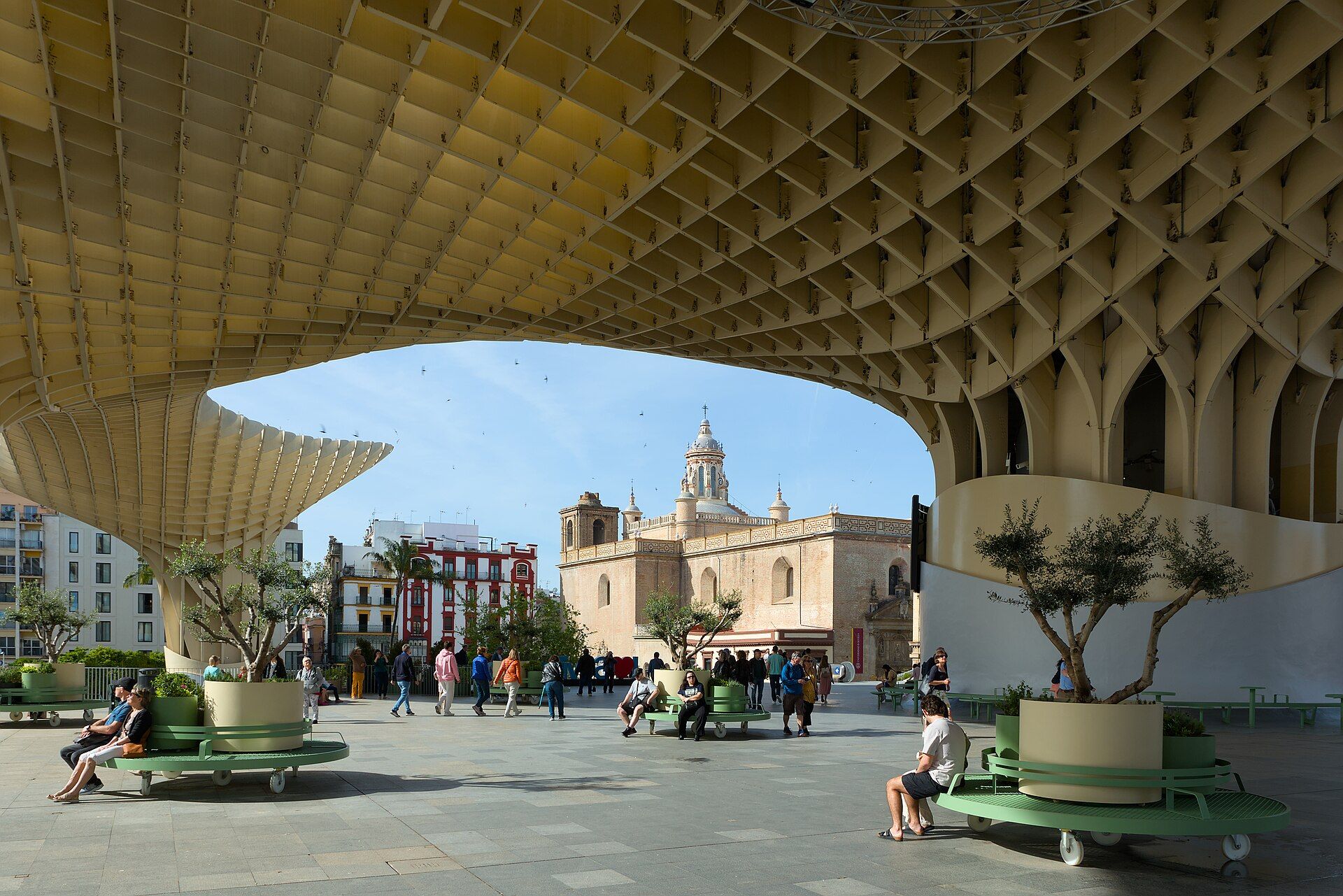 Setas de Sevilla, atrakcja w pobliżu dworca Sevilla - Santa Justa