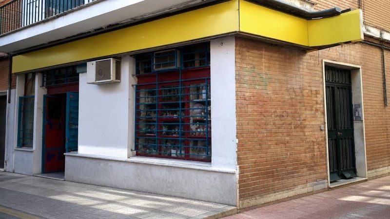 Alimentación Bazar SOL, sklep przy dworcu Sevilla - Santa Justa