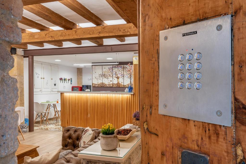 Hostal 977, place to stay near Tarragona station