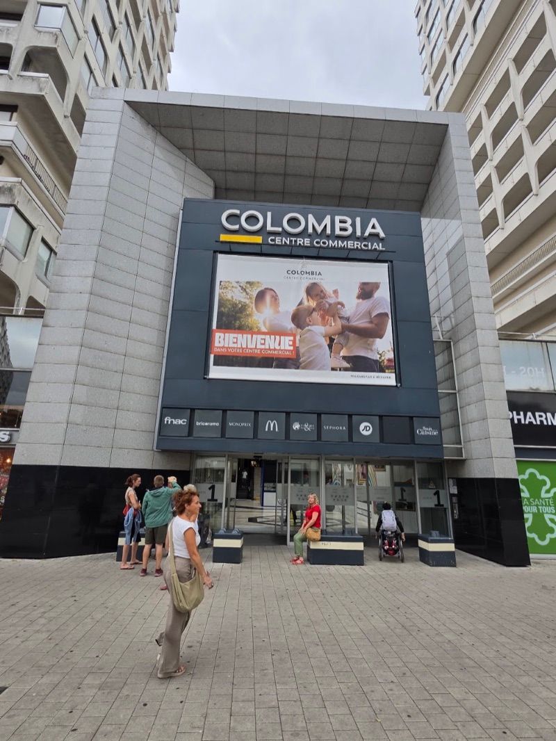 Centre commercial Colombia, shopping mall near Gare de Rennes station