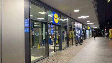 Lidl, shop near Euston station
