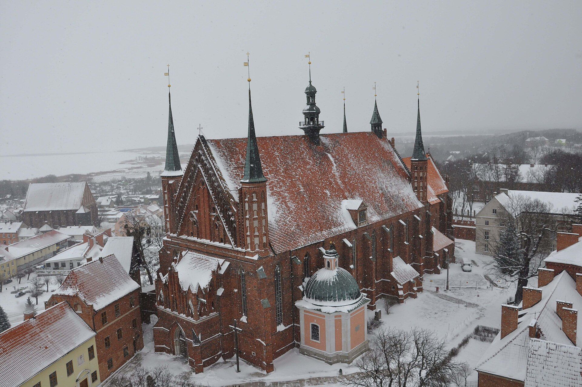 Katedra p.w. Wniebowzięcia Najświętszej Maryi Panny, atrakcja w pobliżu dworca Gorzów Główny