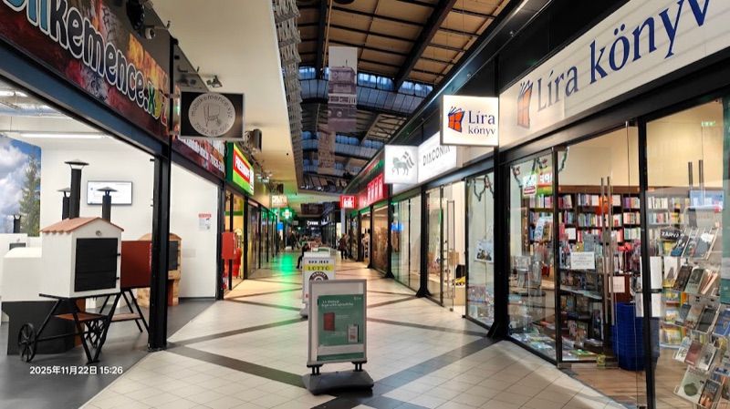 Récsei Center, shopping mall near Budapest-Keleti station