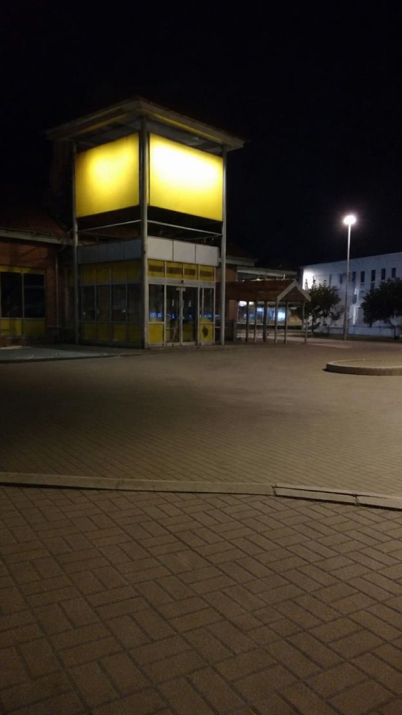 Netto, sklep przy dworcu Jarocin