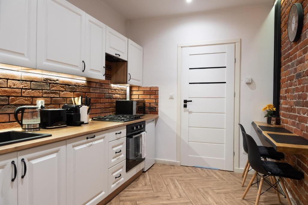 Lusia Apartment, place to stay near Jarosław station