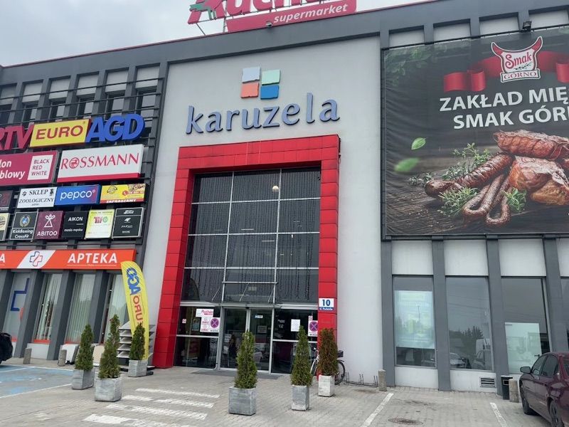 Centrum Handlowe Karuzela, shopping mall near Jarosław station