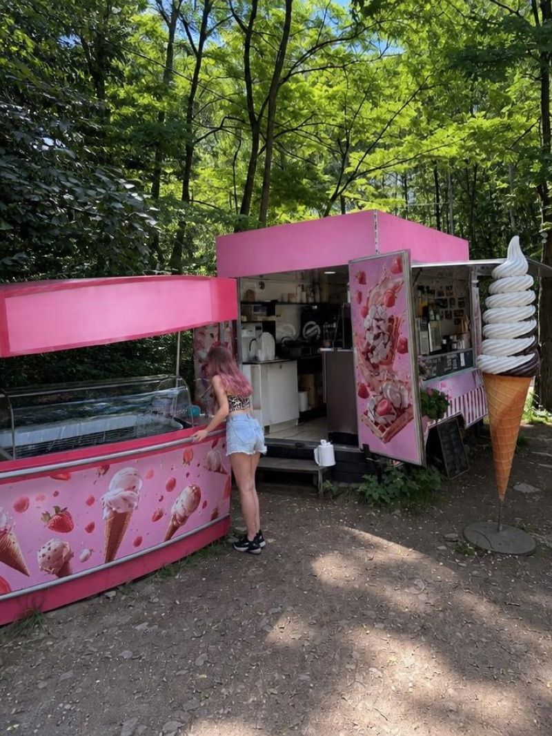 Baron Lody Rzemieślnicze, okolice dworca Jaworzno Szczakowa