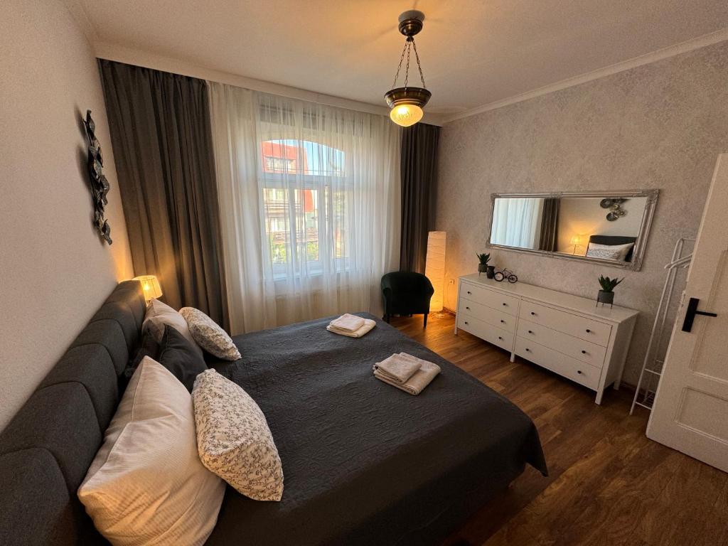Apartament ALMAR przy Termach Cieplickich i Parku Norweskim, place to stay near Jelenia Góra Cieplice station