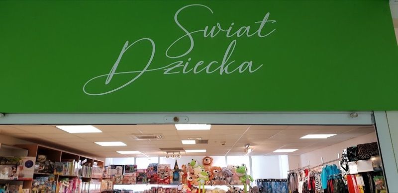 DH Puchatek, shopping mall near Kielce Główne station
