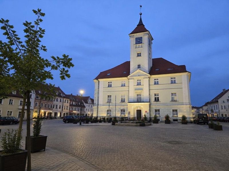 Rynek miasta Kościan, atrakcja w pobliżu dworca Kościan
