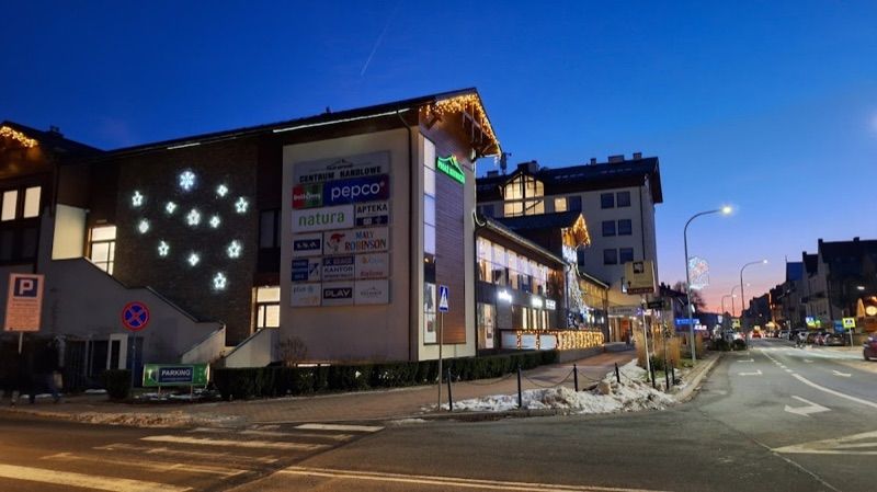 Pasaż Krynicki - Centrum Handlowe, shopping mall near Krynica-Zdrój station