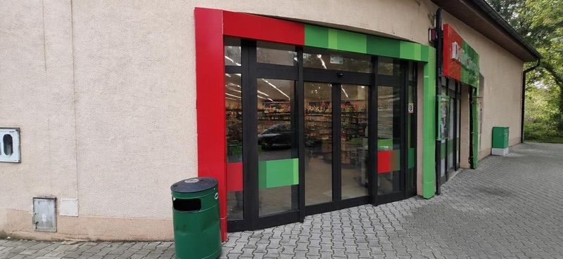 Delikatesy Centrum, sklep przy dworcu Krynica-Zdrój
