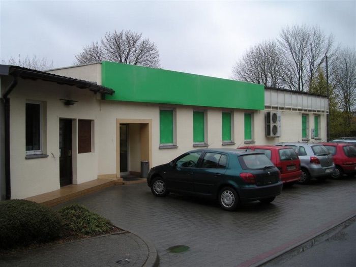 Delikatesy Centrum, sklep przy dworcu Łańcut