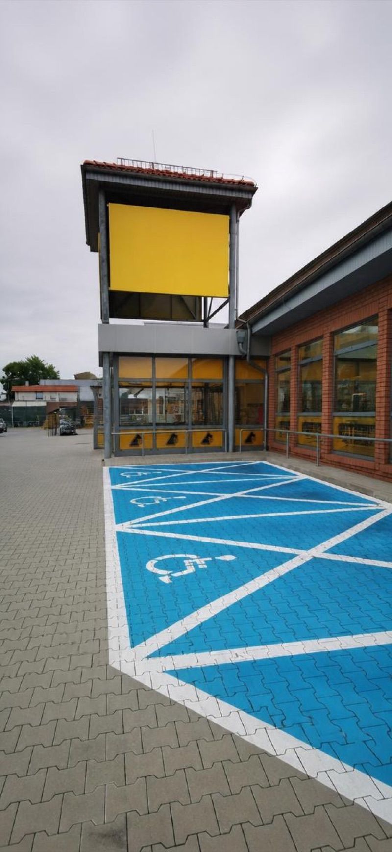 Netto, sklep przy dworcu Lubliniec