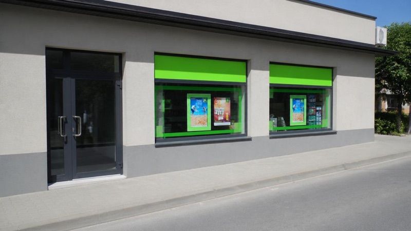 Apteka Panaceum, sklep przy dworcu Maków Podhalański