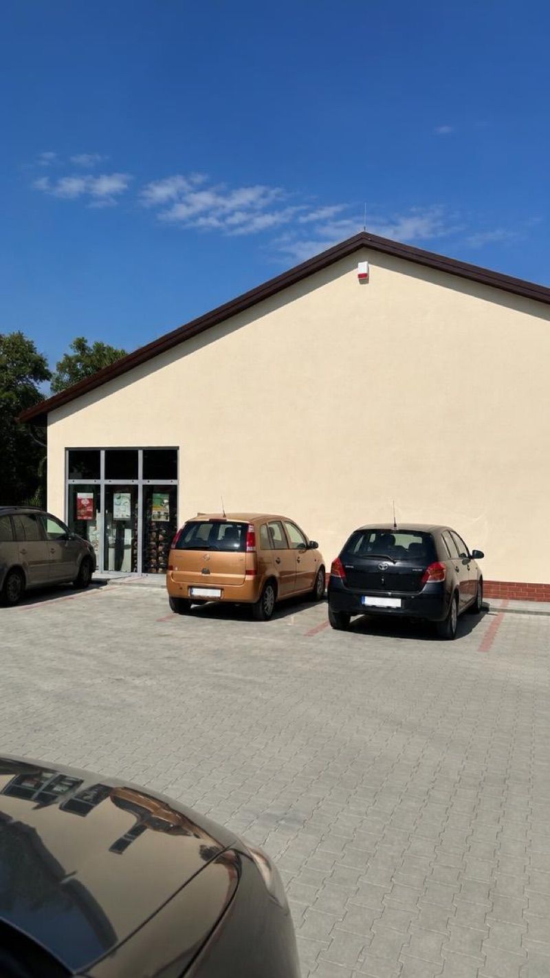 Dino, sklep przy dworcu Miechów