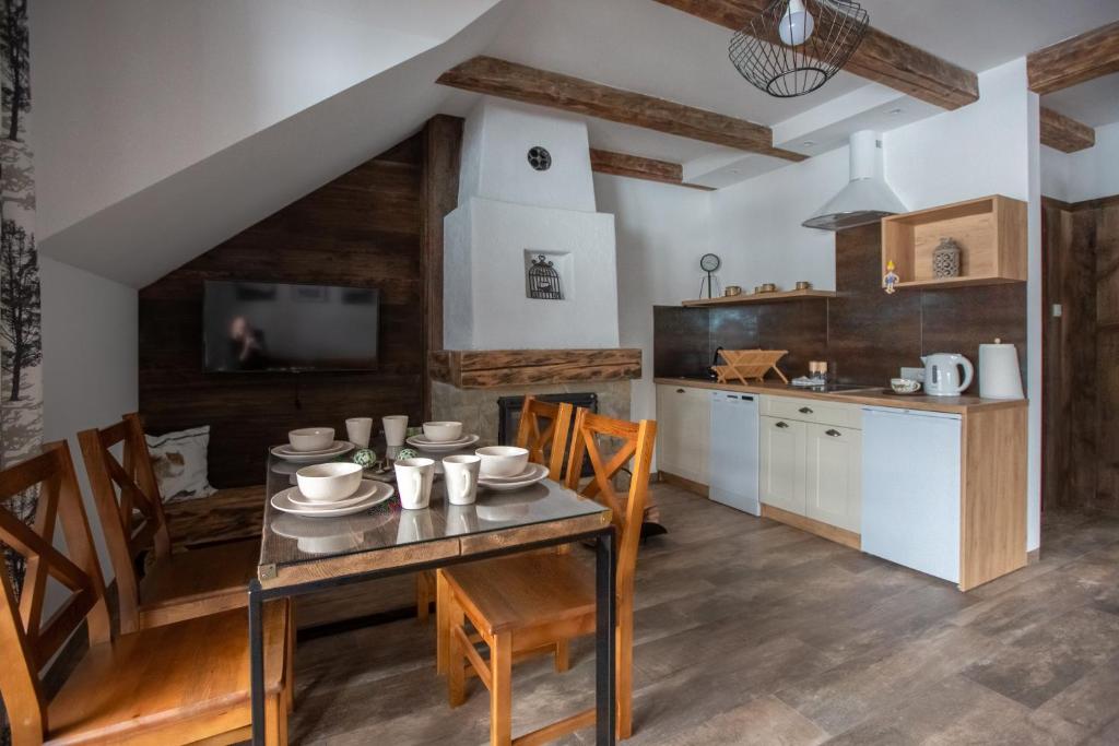 APARTAMENTY ZAZAMCZE, place to stay near Muszyna station