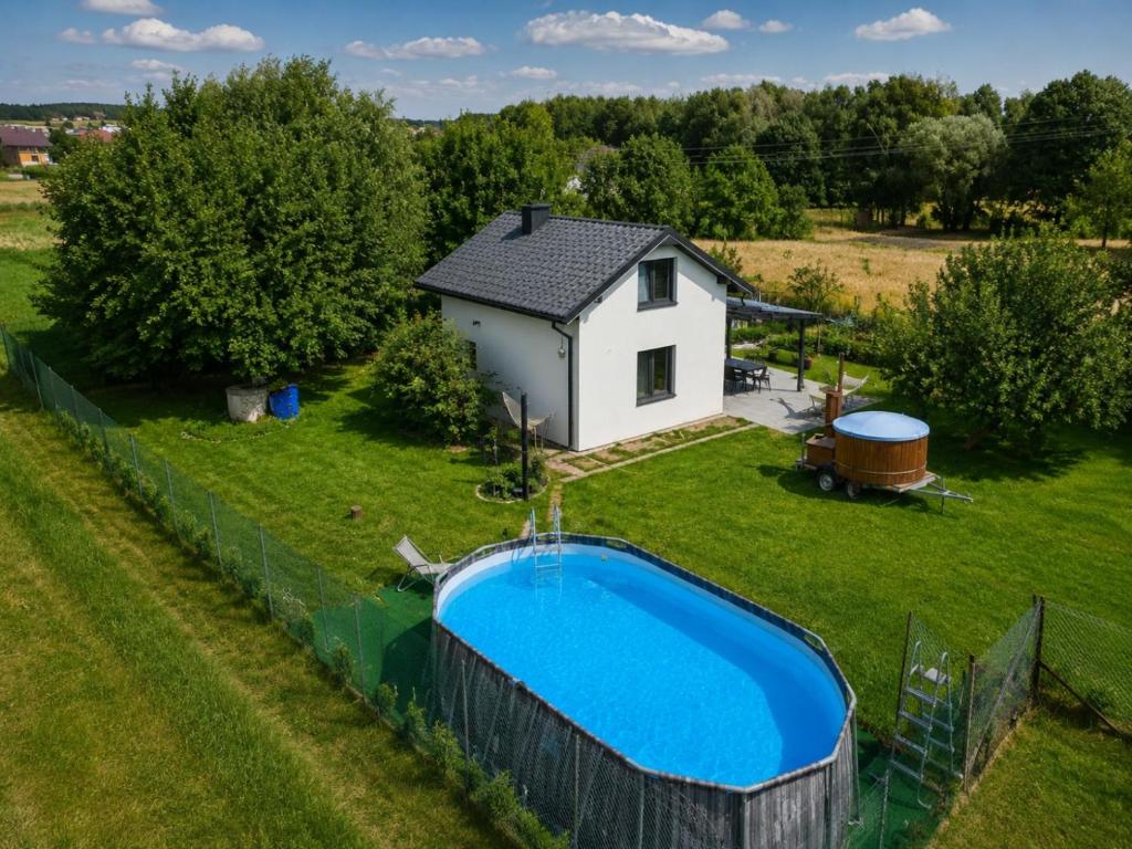 Domek z basenem na Jurze , Agroturystyka "Banderoza u Bolka - Prywatny reset na Jurze" Domek na wyłączność, place to stay near Myszków station