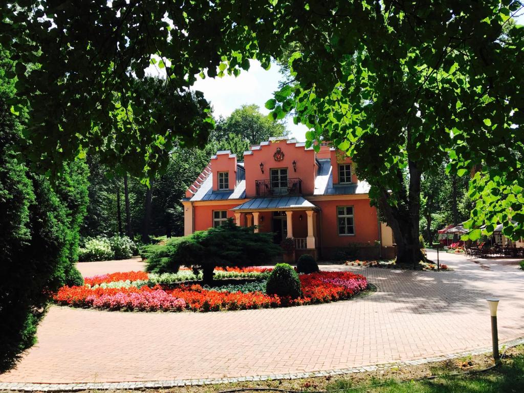 Willa Różana, place to stay near Nałęczów Drzewce station