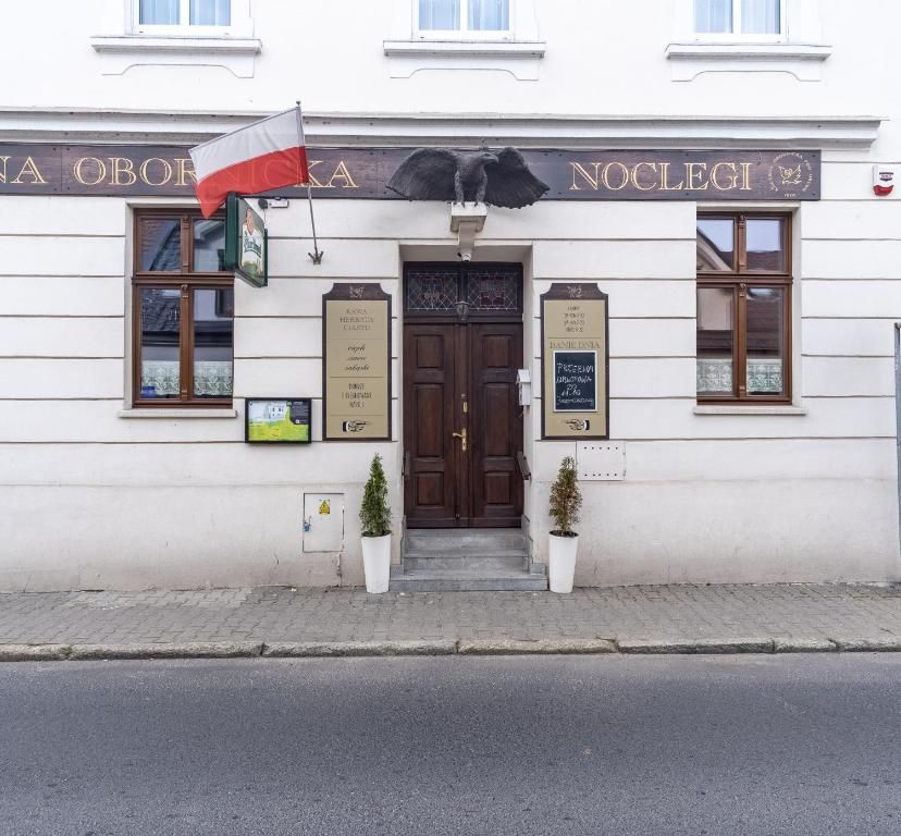 Kawerna Obornicka Pod Orłem Noclegi, place to stay near Oborniki Wielkopolskie Miasto station