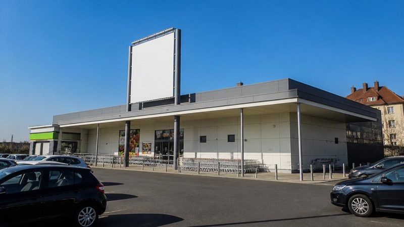 Kaufland, sklep przy dworcu Oborniki Wielkopolskie Miasto