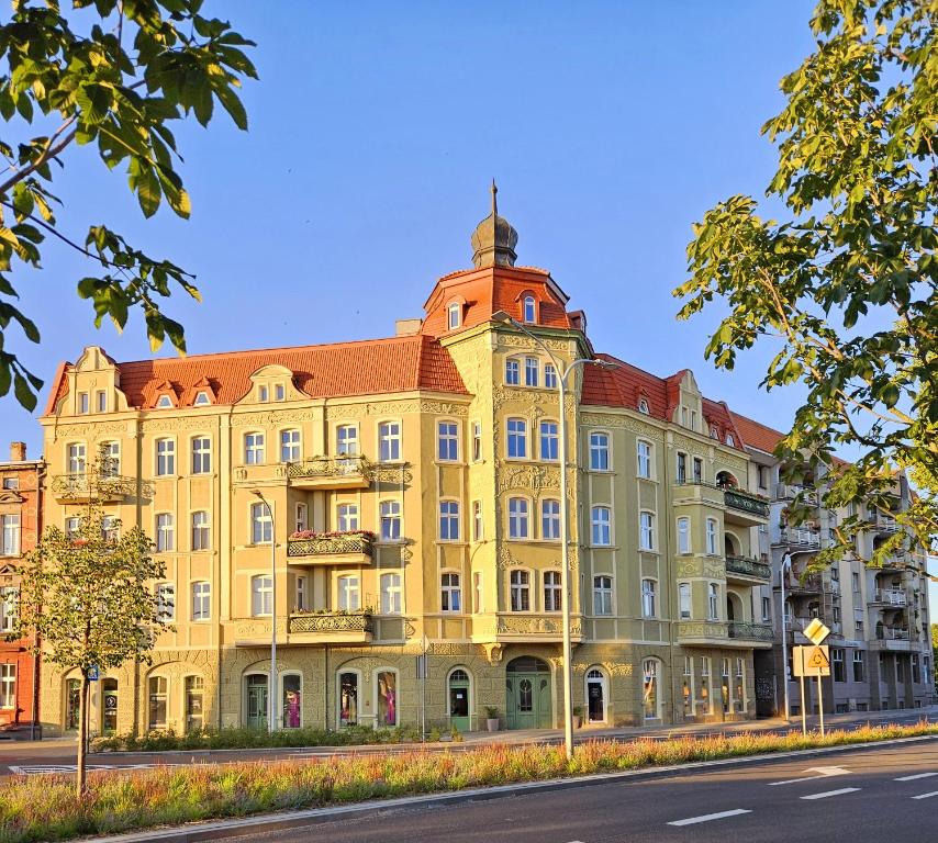 Apartamenty pod Aniołami, place to stay near Ostrów Wielkopolski station