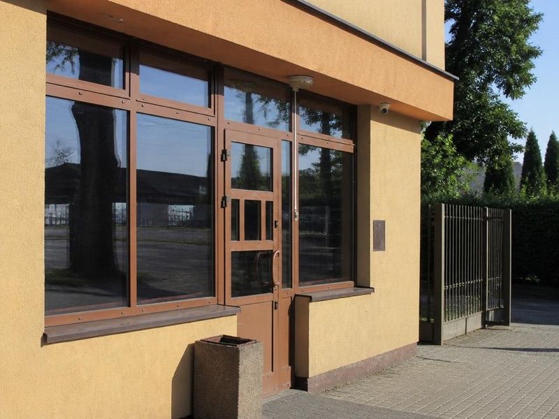 Apteka Blisko Ciebie. Fachowa opieka farmaceutyczna., sklep przy dworcu Oświęcim