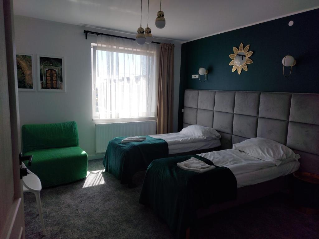 Wyjątkowe Smaki, place to stay near Pruszcz Gdański station