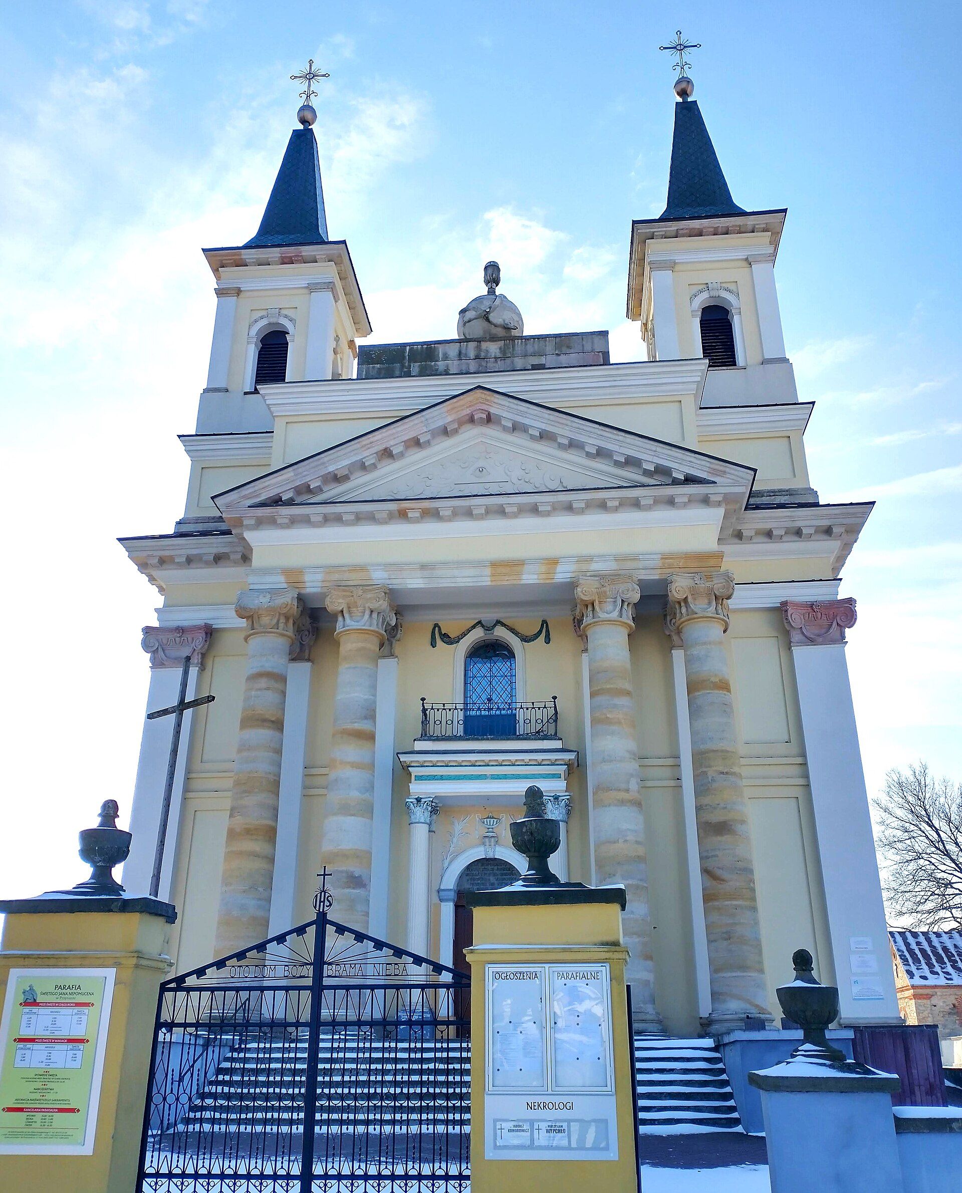 Kościół św. Jana Nepomucena w Przysusze, atrakcja w pobliżu dworca Przysucha