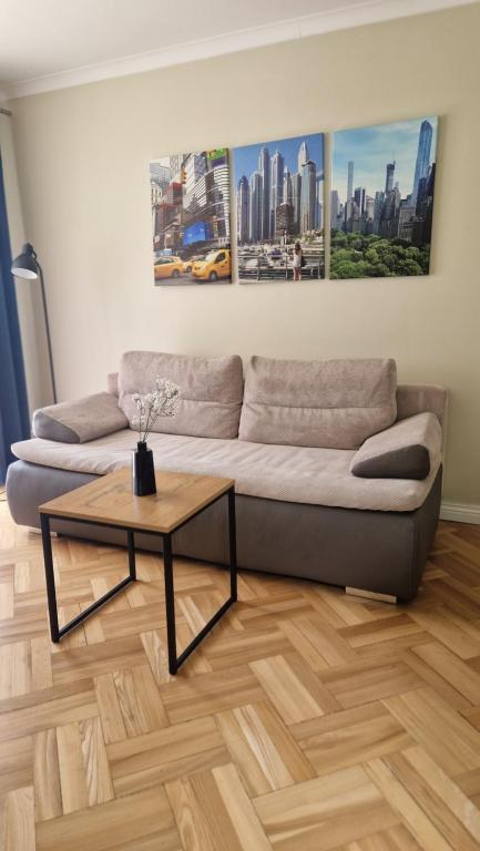 Apartament na Błoniach, place to stay near Sanok station