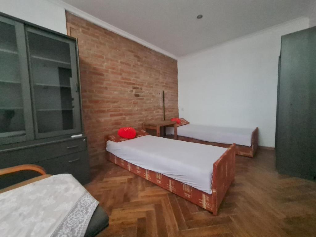 Noclegi w Sercu Miasta, place to stay near Sanok station
