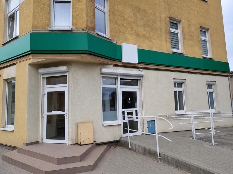 Apteka Pod Mnichem, sklep przy dworcu Sławno