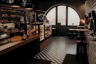 u Piekarzy Chleb&Kawa – Piekarnia | Kawiarnia, near Świdnica Miasto station