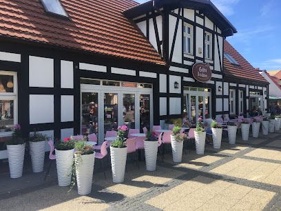 Cafe Góra Lodowa Ustka - lodziarnia, kawiarnia, cukiernia, near Ustka station