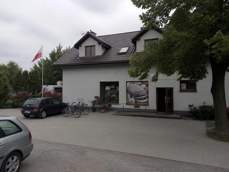 Sklep spożywczo-przemysłowy ODIDO, sklep przy dworcu Wabrzezno