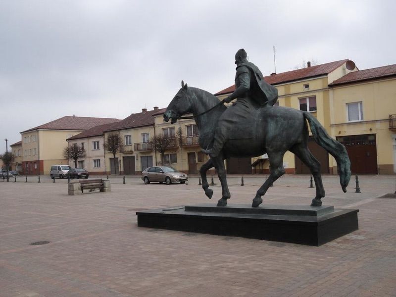 Warecki Rynek, atrakcja w pobliżu dworca Warka