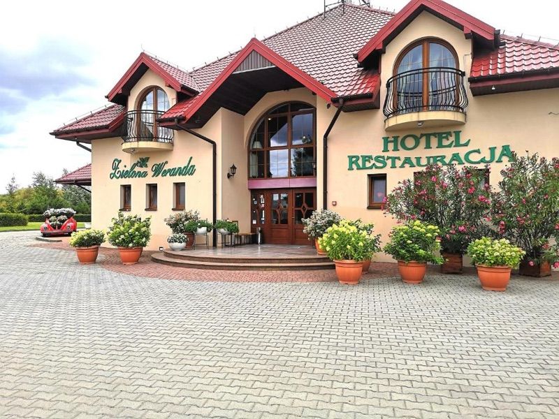 Zielona Weranda, place to stay near Wieluń station