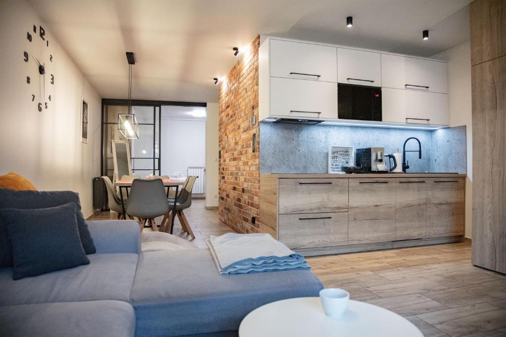 Apartament na Skarpie, place to stay near Zator Park Rozrywki station