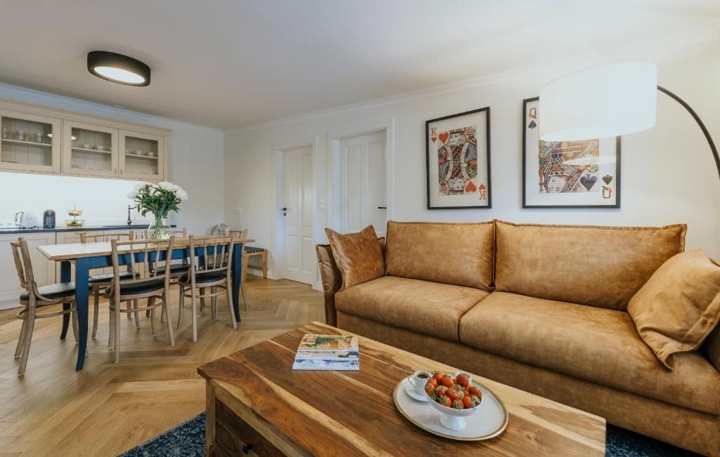 Apartamenty Wrocławska 11, place to stay near Żmigród station